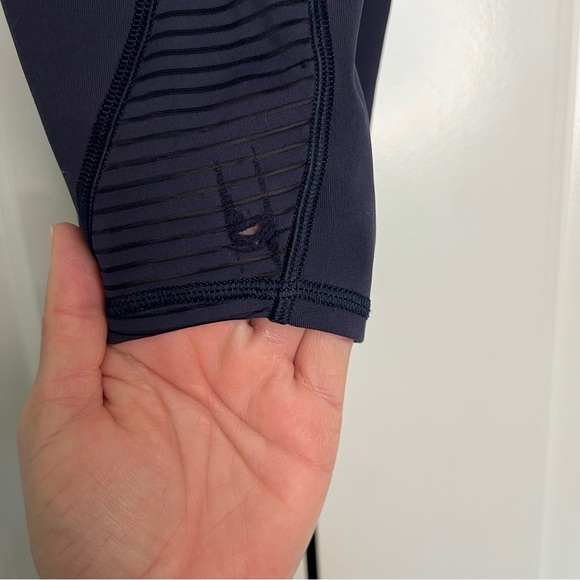 Lululemon Lean In Crop (17") Flawed Midnight Navy Size 6 - Picture 9 of 13